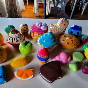 22 used condition squishiesSome have rips / tears etc some are in perfect condi